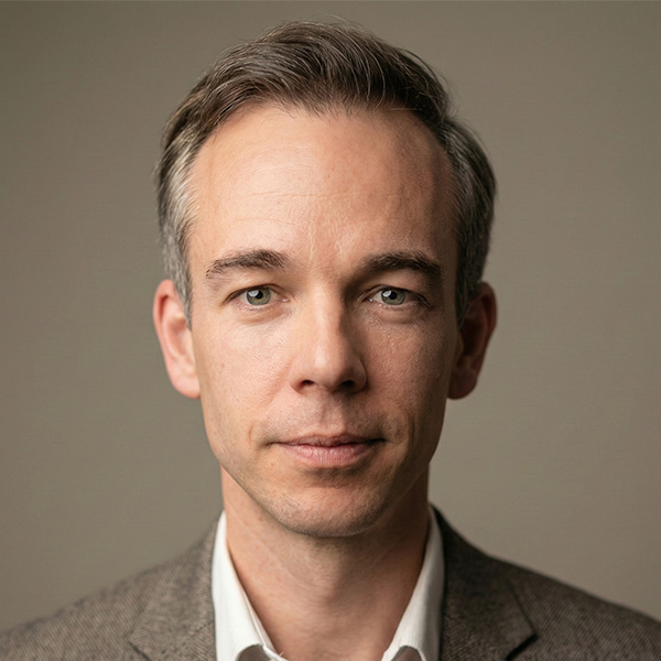Martin PRETORIUS, Directeur Général
